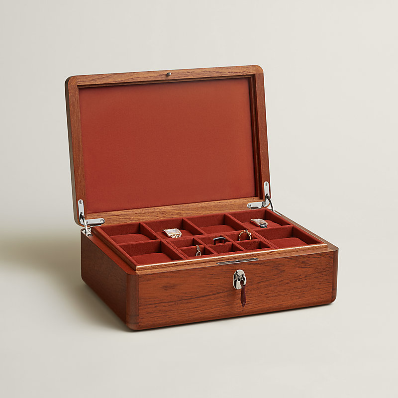 Casaque Step Pyramid watch and cufflink box | Hermès Finland
